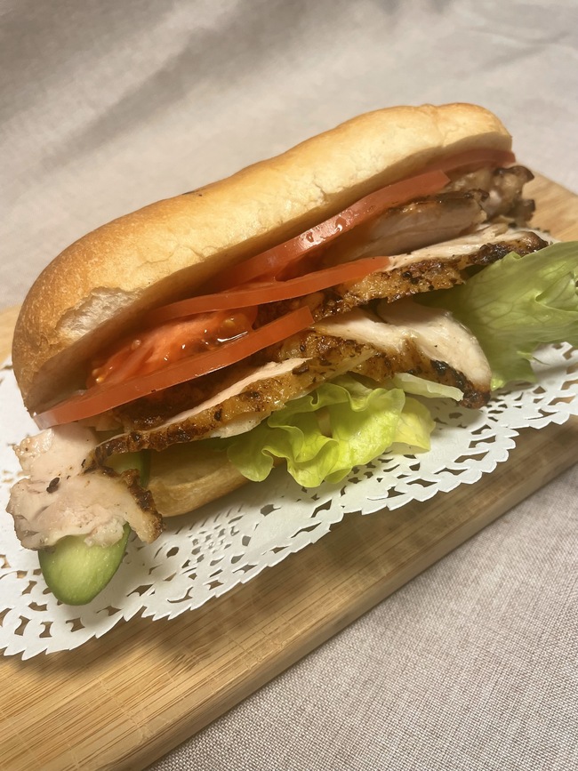 グリルチキンサンド