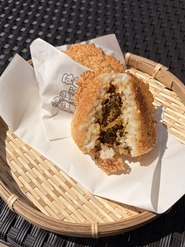 明太高菜焼きおにぎり