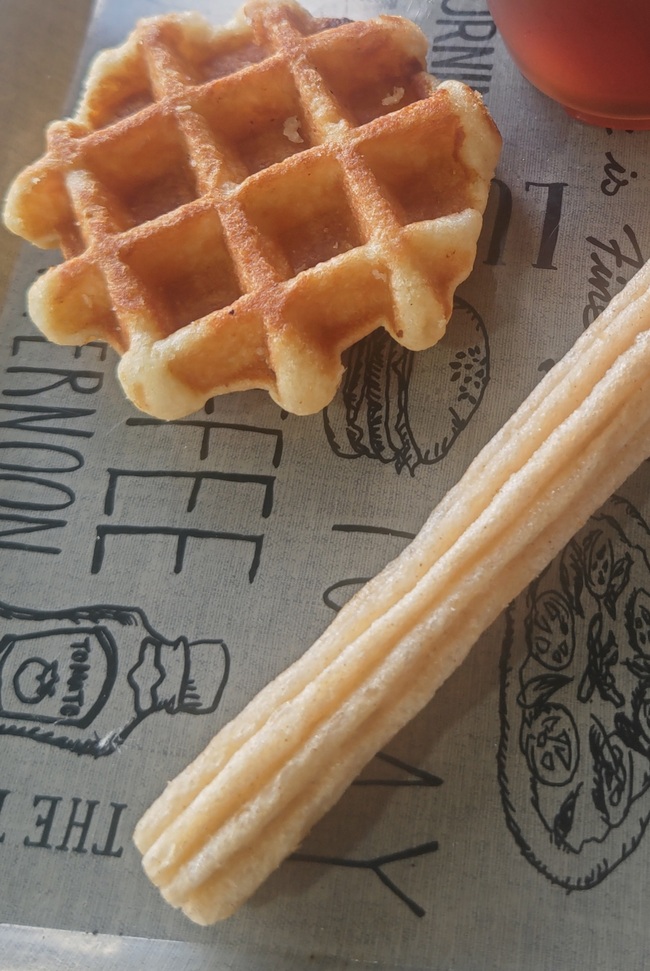 チュロス&ワッフル