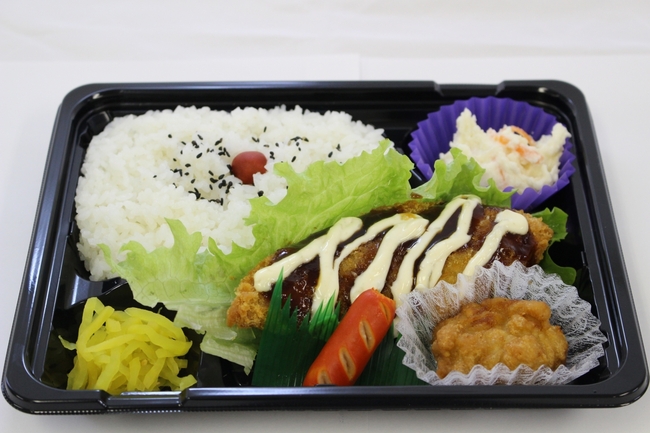 日替わり弁当３種例､白身タルタル弁当