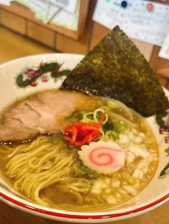 豚骨醤油ラーメン