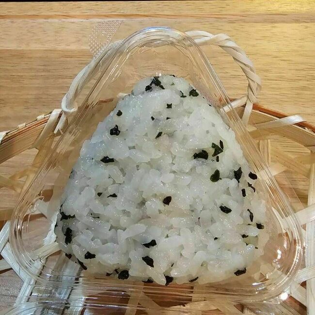 おにぎり(わかめ)