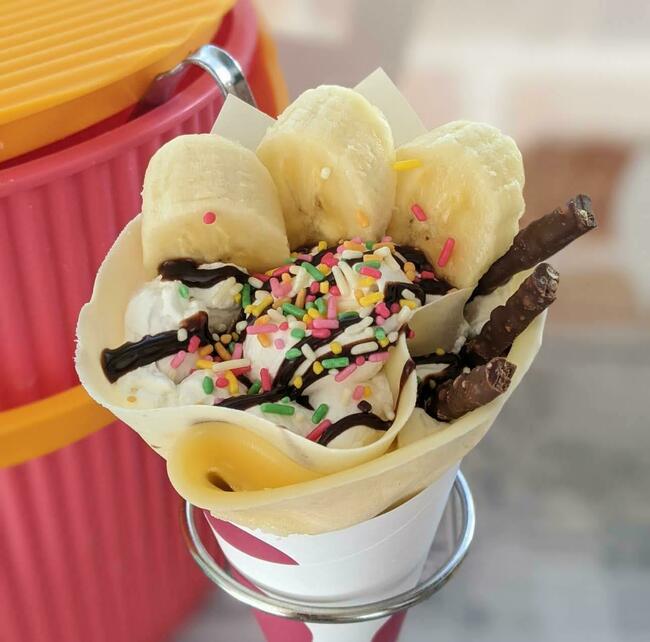 クレープ（カラフルチョコバナナ）