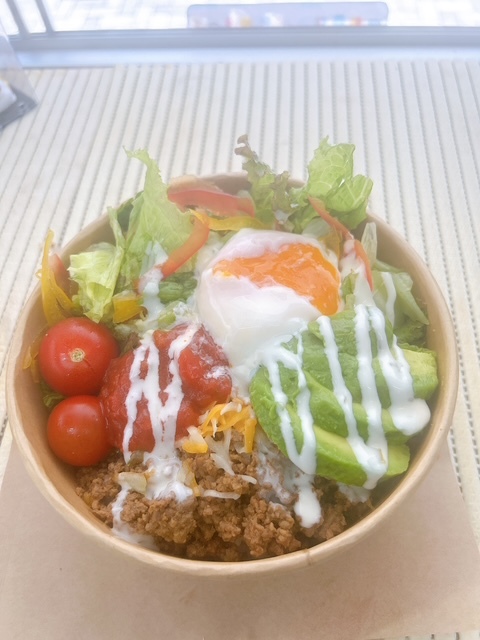 タコライス アボタマ