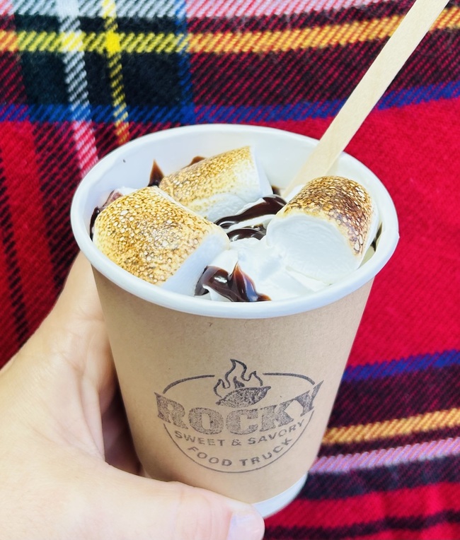 ホットチョコレート焼きマシュマロ付き