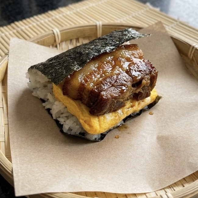角煮ポークサンドサンドおにぎり
