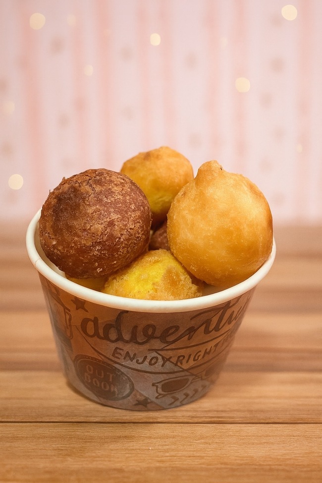 3種チーズボール(5個)※3個入り(300円)