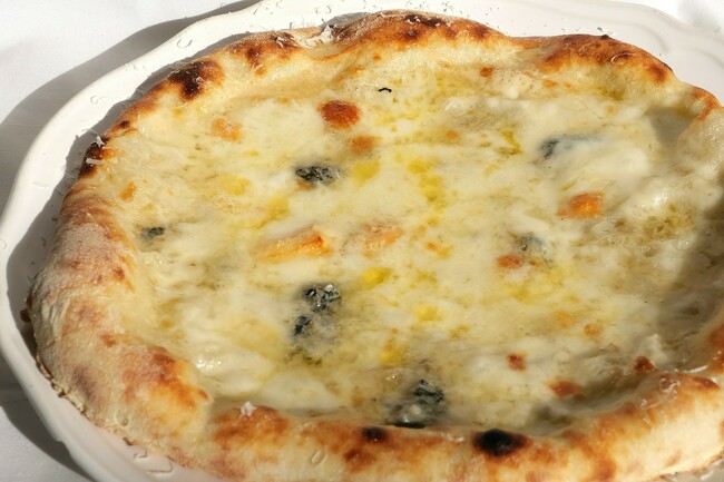 クワトロフォルマッジ（M)