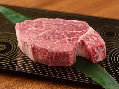 名店 "よろにく" 譲りの最高級和牛