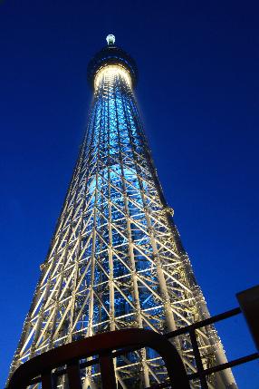 テラスから眺めるスカイツリー!