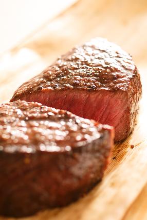 熟成肉の溶岩炭グリル