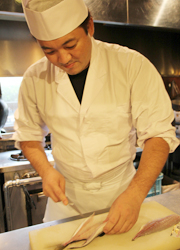 和洋中のジャンルを超えた旨い料理を提供