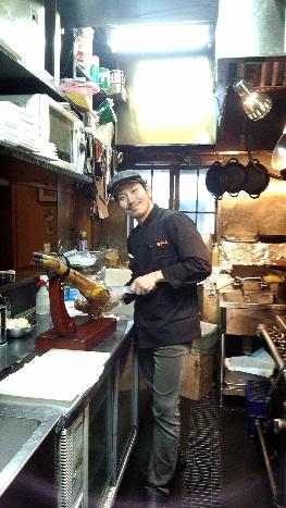 イタリア帰りのオーナー山本シェフ