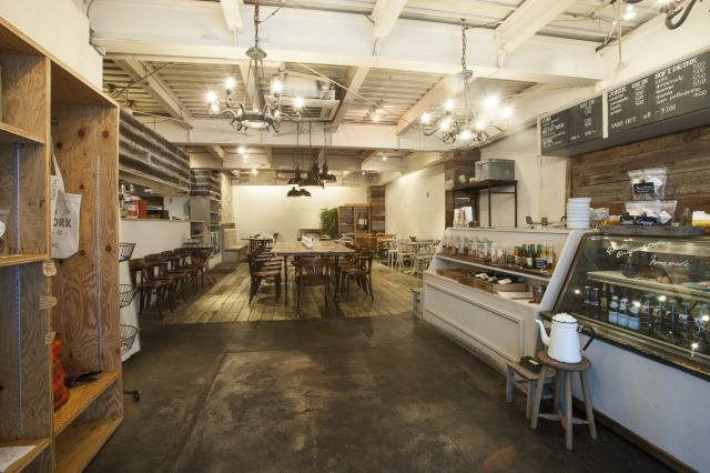 NYCテイストの雑貨とカフェが融合!!