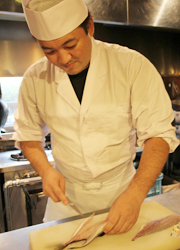 和洋中のジャンルを超えた旨い料理を提供