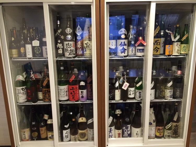 この他温度別の2種の冷蔵庫で温度管理