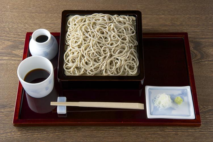 「ざるそば」香り高い十割そば