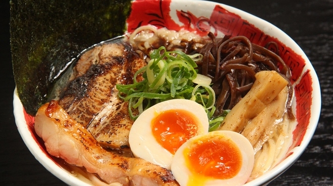 八頭龍らーめん