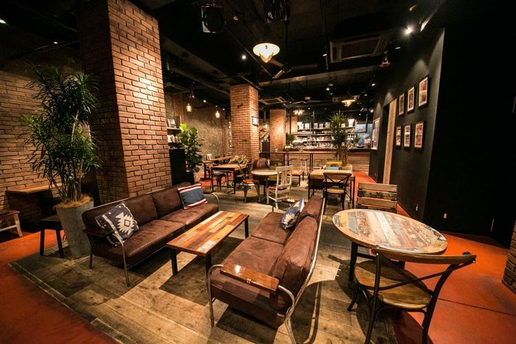 BLUE BOOKS cafe