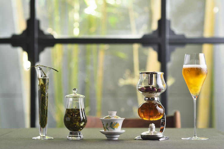 お料理に合わせた様々なお茶のペアリング