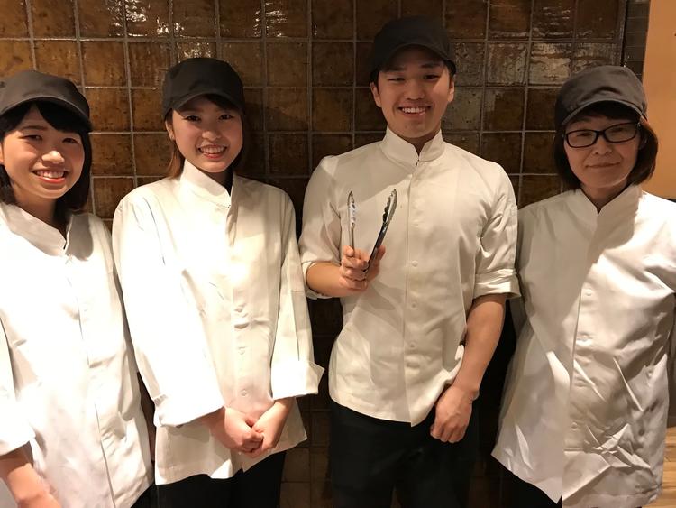 毎日多くのお客様にご来店頂いています。