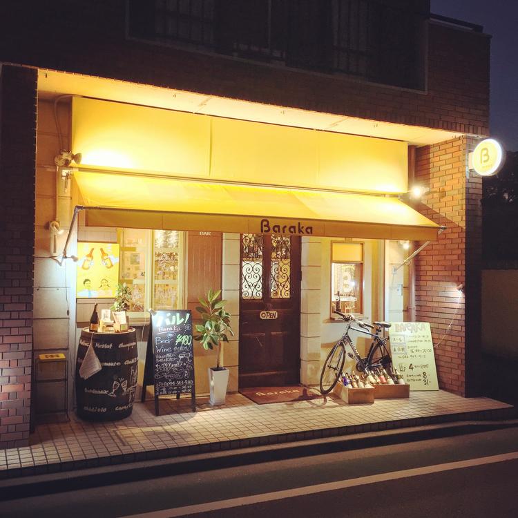 外観はこんな感じ(ファサード(夜) )