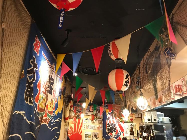 店内は美味しい海鮮料理の香りが漂う
