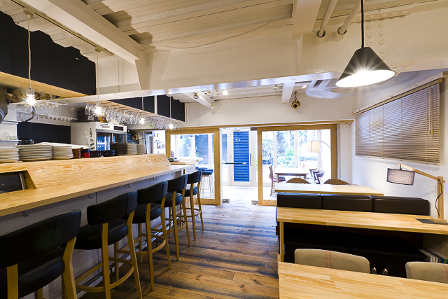 BISTRO CAFE BLEU