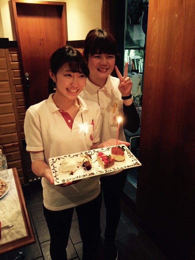 スタッフにサプライズは欠かせない