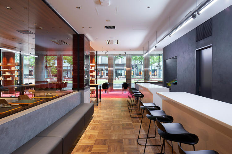 「Ploom Shop」併設のカフェ
