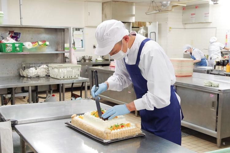ケーキなどデザートも作りますよ