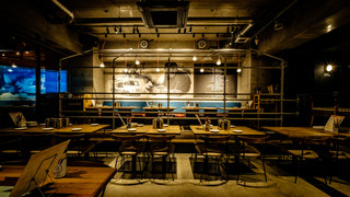 働きやすくてお洒落な店内♪