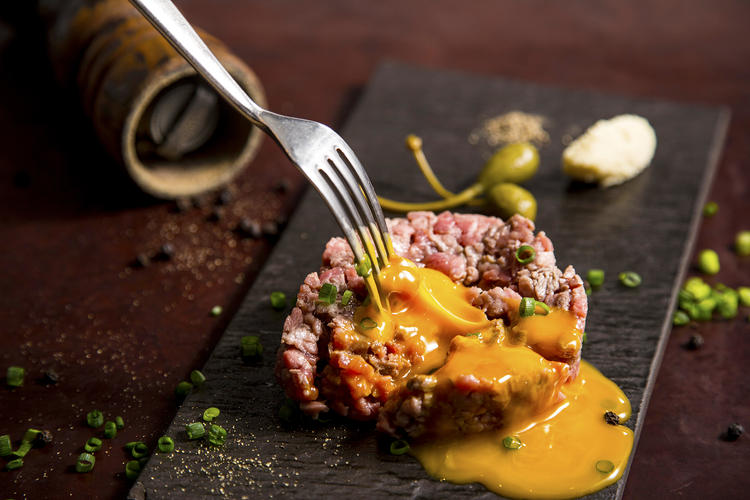趣向を凝らした肉イタリアン
