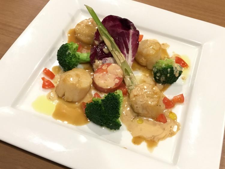 帆立のソテー マルサラクリームソース