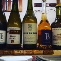 自然派のワインも多く取り扱っています