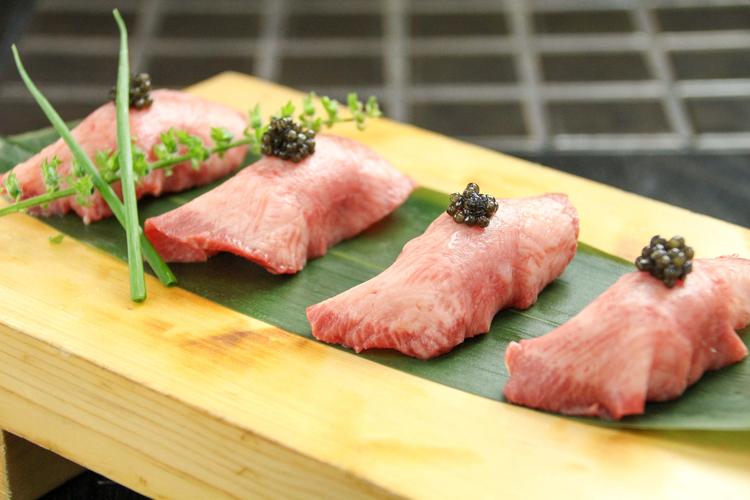 生タンの握り