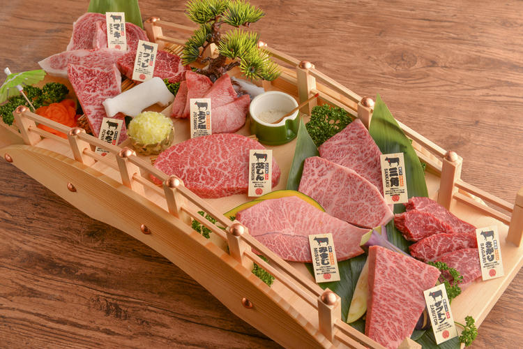 神戸ビーフの【日本橋盛り】は一番人気です