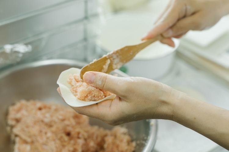 皮も餡も手づくり 手つつみ