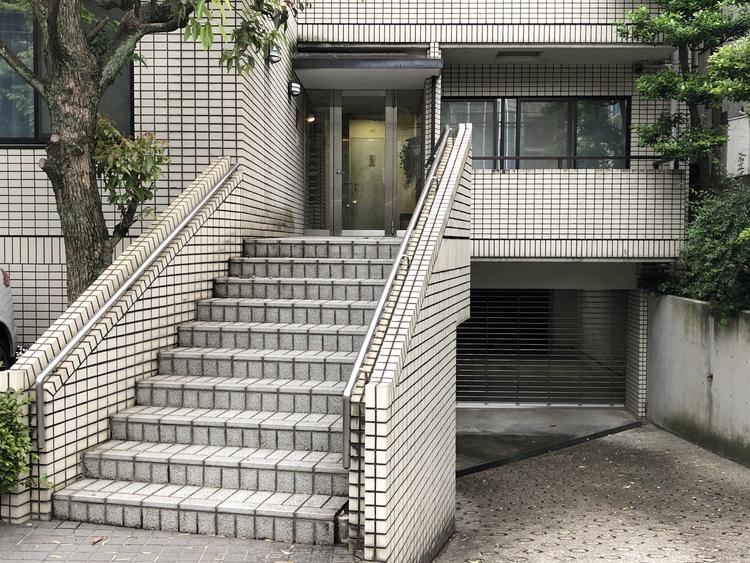 看板は出していません