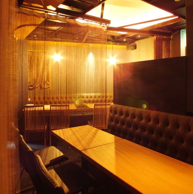 6Connection Dining
