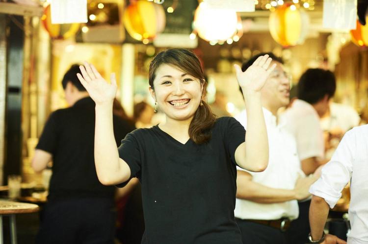 元気いっぱいの名物店長