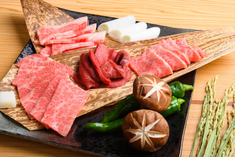 焼肉 月の小路