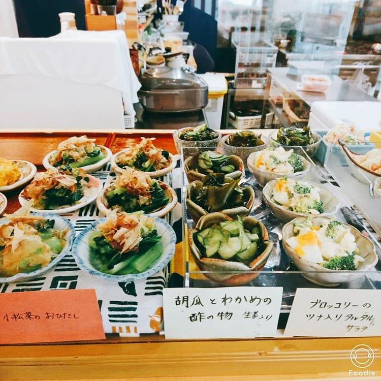惣菜の持ち帰りもできます