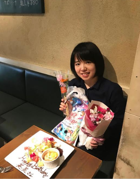 誕生日会を開いています!