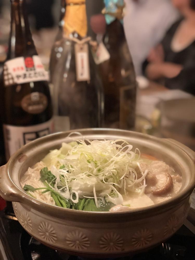博多名物の水炊き鍋