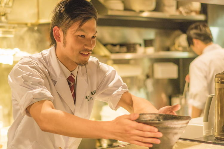 スタイリッシュな店内で大切な人と…。
