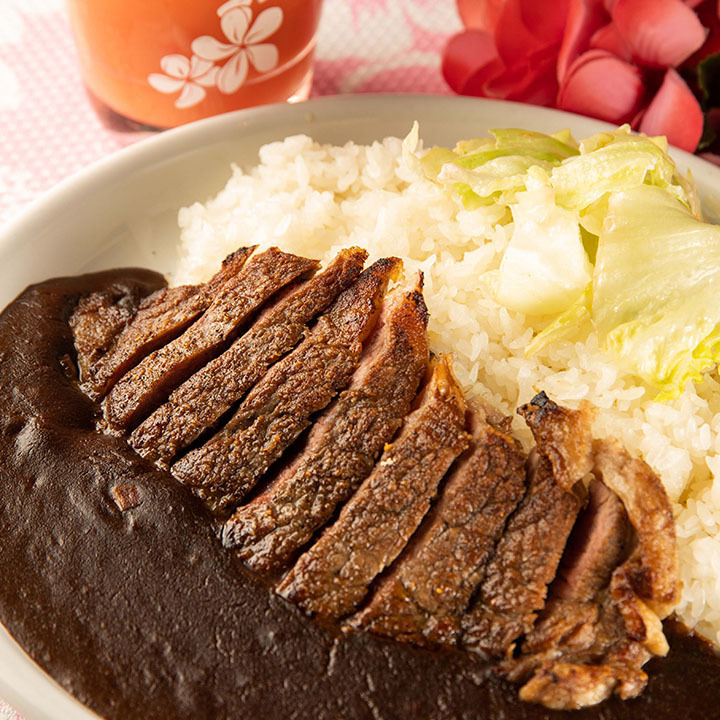サンアロハ名物☆本格カレーは大人気!