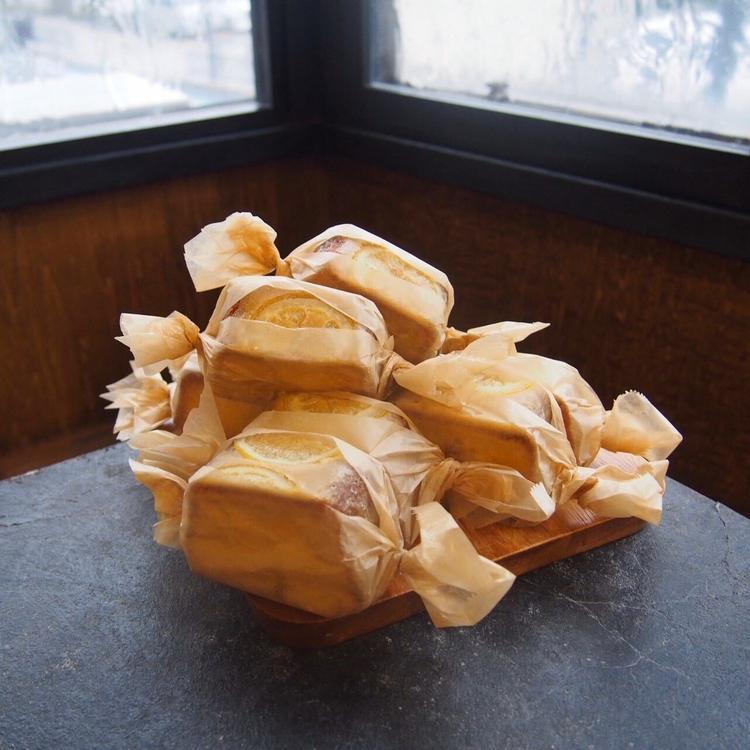 (2)素材にこだわった焼き菓子