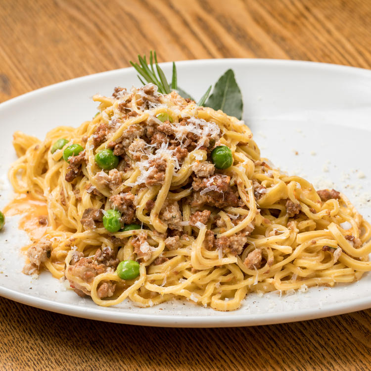 パスタは手打ちもやってます!
