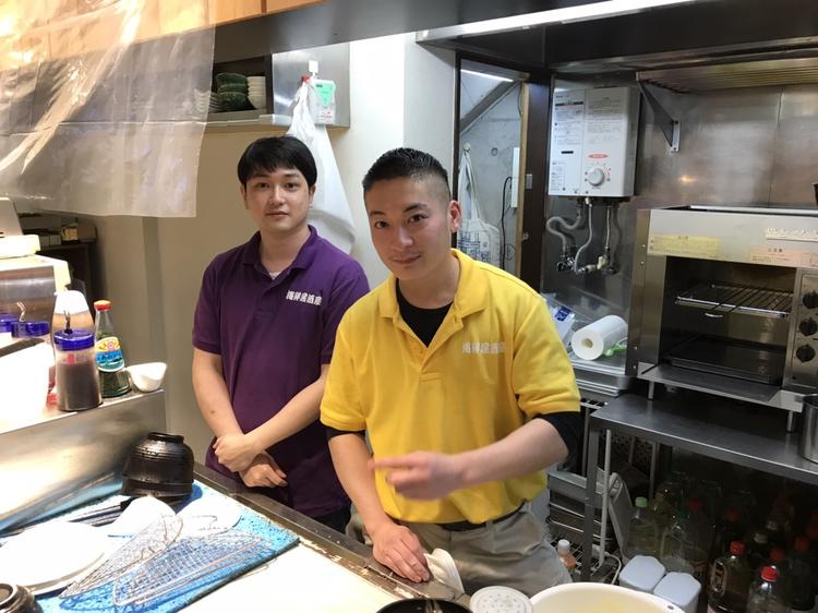 若手スタッフを中心にお店を盛り上げてます